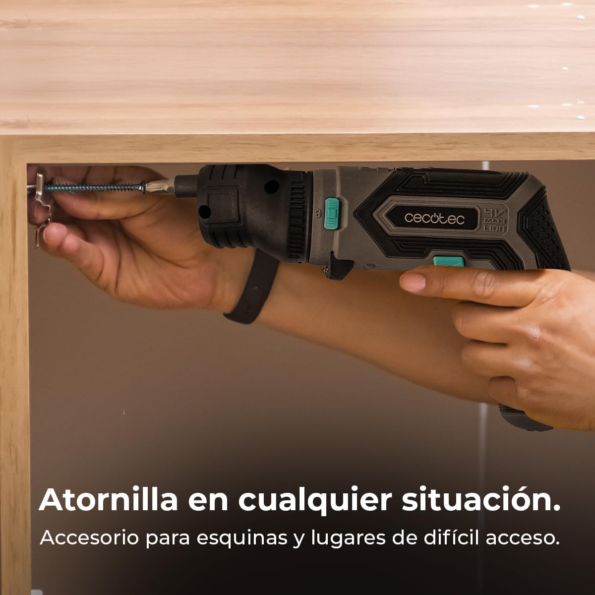 Maletín Black&Decker™ Destornillador 24V a Batería 47 PCS Incluidas